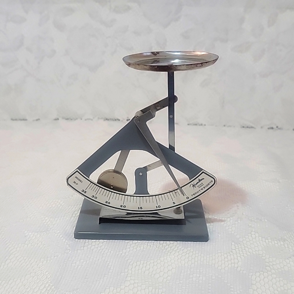 Vintage Hamilton Penny Weights Scale Collectible Weighs up to 35 grams